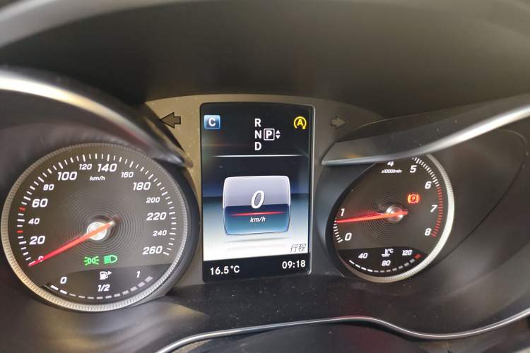 Used Mercedes-Benz C-Class 2015 C 200 Sport Edition 4MATIC Instrument Cluster