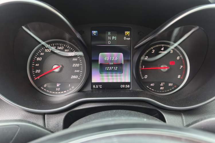 Used Mercedes-Benz C-Class 2015 Revised C 200 L Sport Edition Instrument Cluster