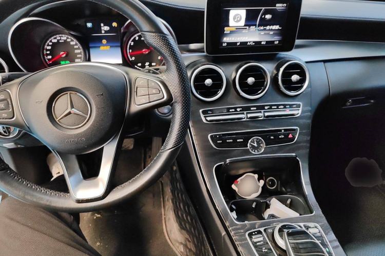 Used Mercedes-Benz C-Class 2015 C 200 L Sport Edition Interior 1