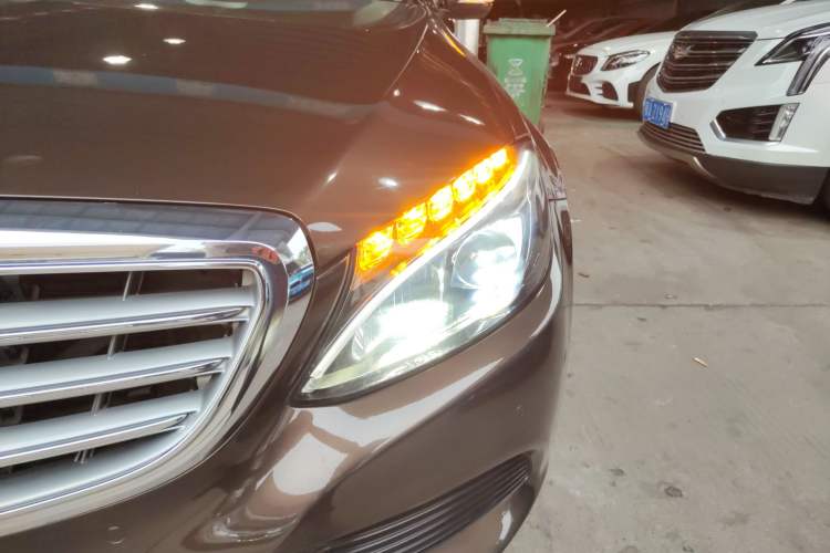 Used Mercedes-Benz C-Class 2015 C 200 L Left Front Headlight