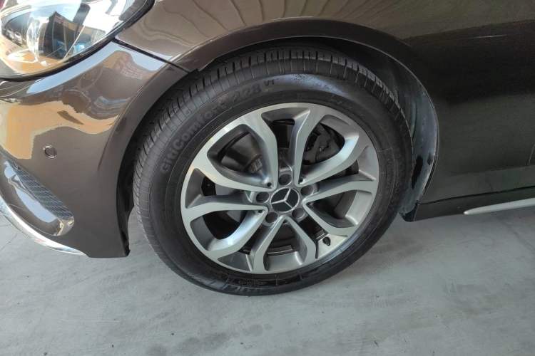 Used Mercedes-Benz C-Class 2015 C 200 L Sport Edition Left Front Wheel Hub