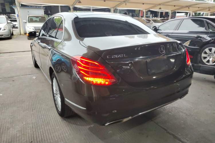 Used Mercedes-Benz C-Class 2015 C 200 L Left Side