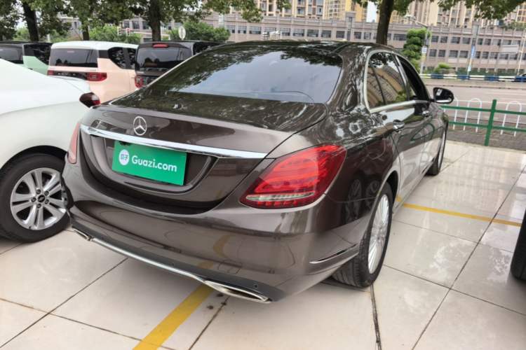 Used Mercedes-Benz C-Class 2015 C 200 L Rear Right 45 Deg