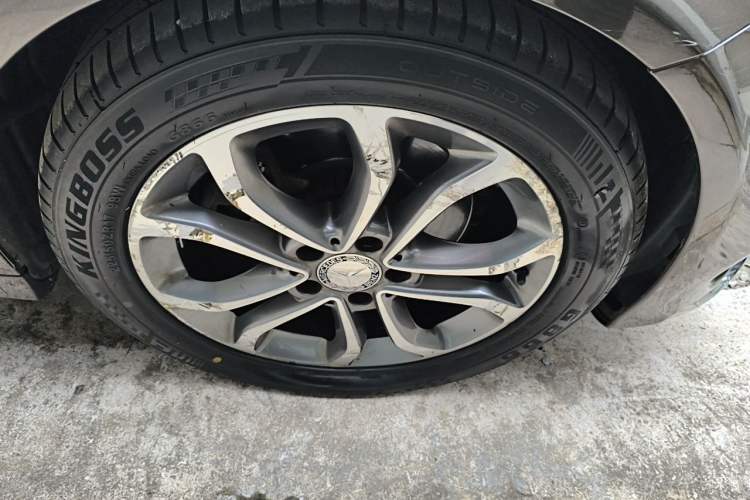 Used Mercedes-Benz C-Class 2015 Restyled C 180 L Sport Edition Right Front Wheel Hub