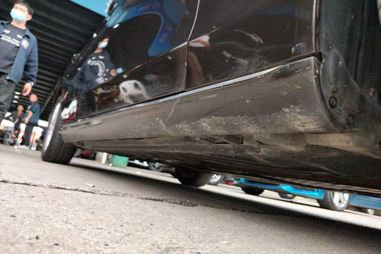 Used Mercedes-Benz C-Class 2015 C 200 L Right Side Sill