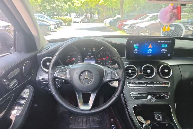 Used Mercedes-Benz C-Class 2015 Revised C 200 L Sport Edition Steering Wheel
