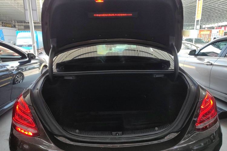 Used Mercedes-Benz C-Class 2015 C 200 L Sport Edition Trunk
