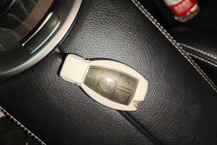 Used Mercedes-Benz C-Class 2015 C 200 L Sport Edition Vehicle Key