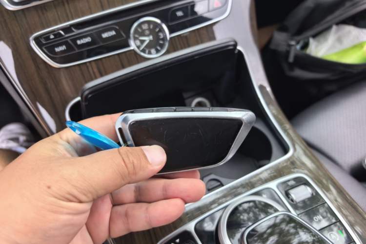 Used Mercedes-Benz C-Class 2015 C 200 L Vehicle Key