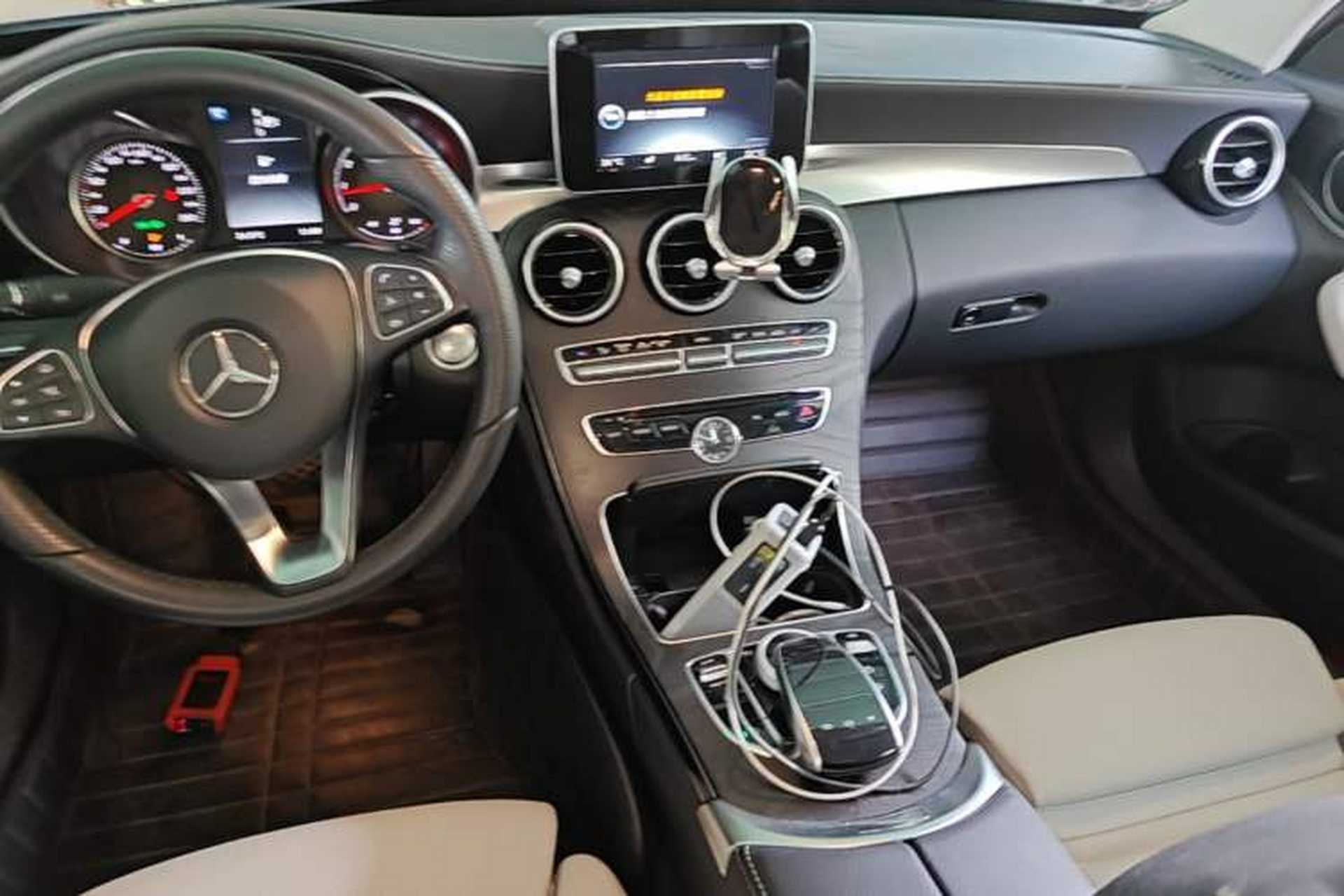 Used Mercedes-Benz C-Class 2015 C 200 L 4MATIC Sport Edition Audio And AC Panel