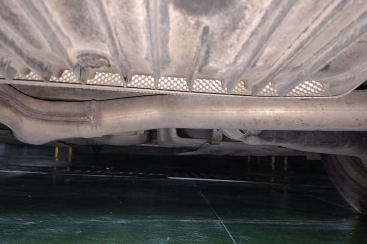 Used Mercedes-Benz C-Class 2015 Facelift C 180 L Chassis Rear