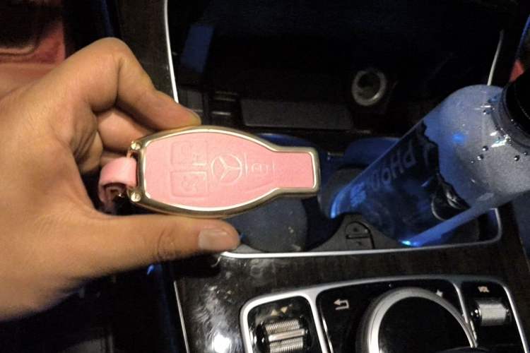 Used Mercedes-Benz C-Class 2015 Facelift C 180 L Vehicle Key
