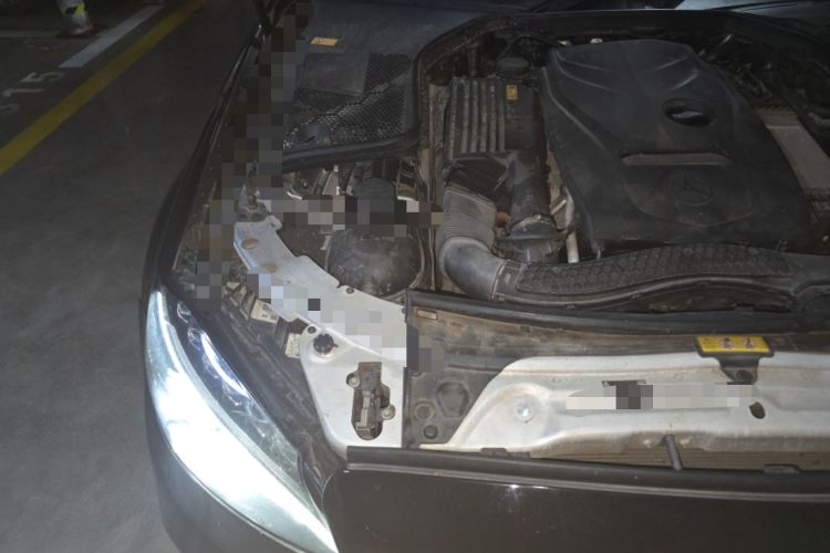 Used Mercedes-Benz C-Class 2015 Revised C 200 L Sport Edition Engine Bay Right