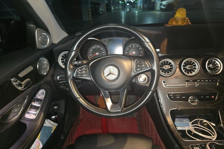 Used Mercedes-Benz C-Class 2015 Revised C 200 L Sport Edition Steering Wheel