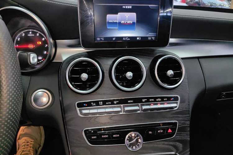 Used Mercedes-Benz C-Class 2015 Restyled C 180 L Sport Edition Audio And AC Panel