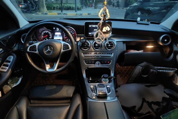 Used Mercedes-Benz C-Class 2015 C 200 station wagon Center Console