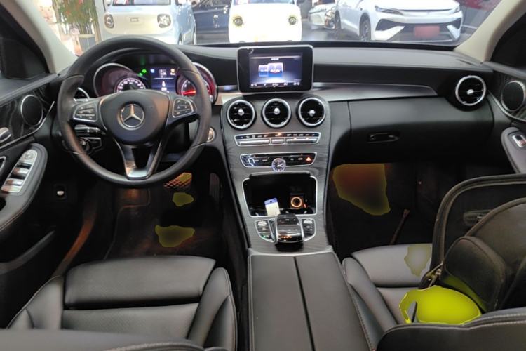 Used Mercedes-Benz C-Class 2015 Restyled C 180 L Sport Edition Center Console