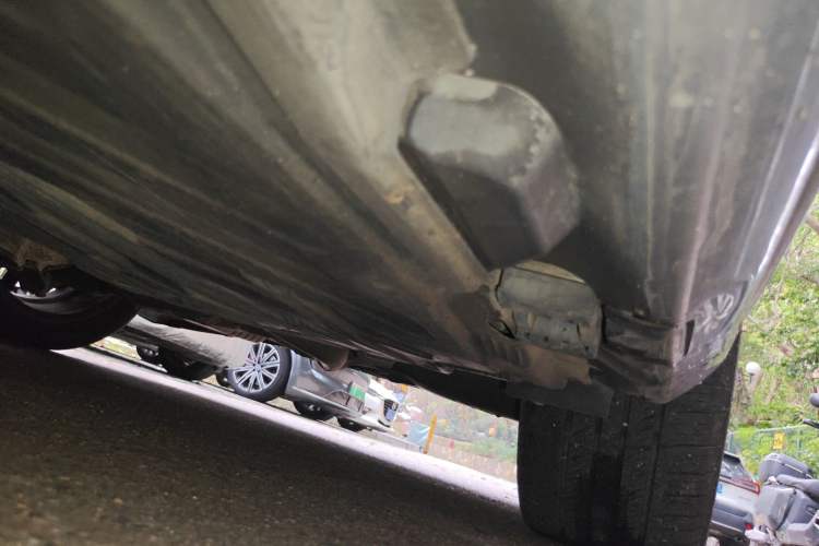 Used Mercedes-Benz C-Class 2015 C 200 Sport Edition Chassis Rear Left