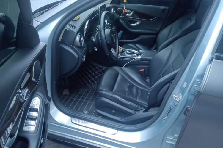 Used Mercedes-Benz C-Class 2015 C 200 L Sport Edition Driver Seat