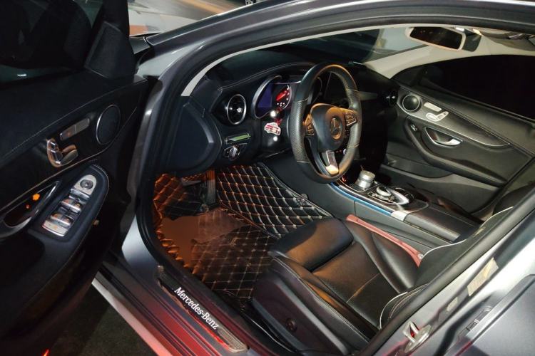 Used Mercedes-Benz C-Class 2015 Revised C 200 L Sport Edition Driver Seat