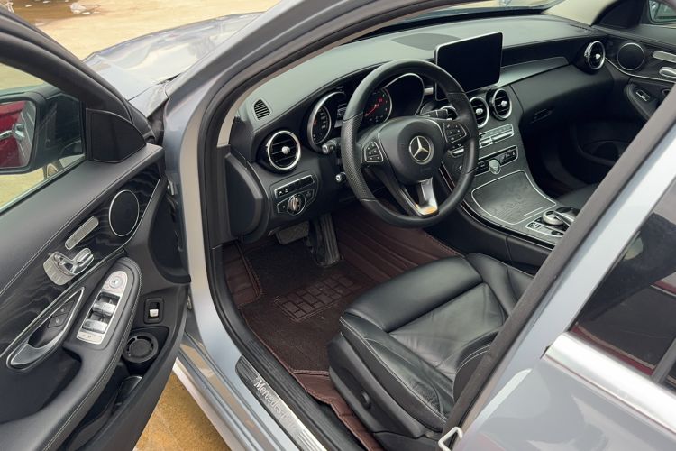 Used Mercedes-Benz C-Class 2015 C 300 L Sport Edition Driver Seat
