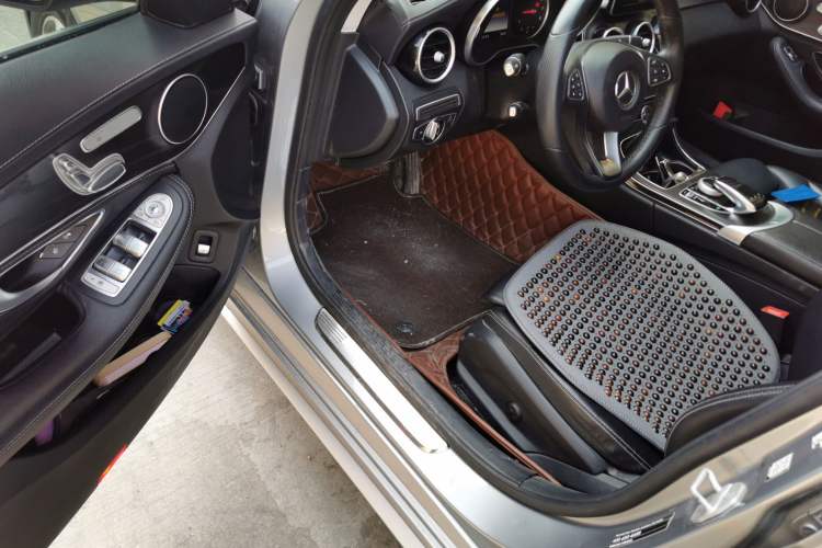 Used Mercedes-Benz C-Class 2015 Revised C 200 L Sport Edition Driver Seat
