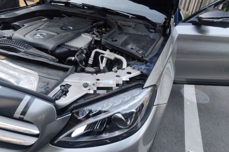 Used Mercedes-Benz C-Class 2015 C 200 station wagon Engine Bay Left