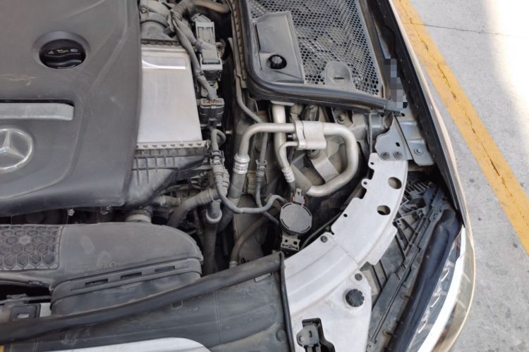 Used Mercedes-Benz C-Class 2015 Revised C 200 L Sport Edition Engine Bay Left