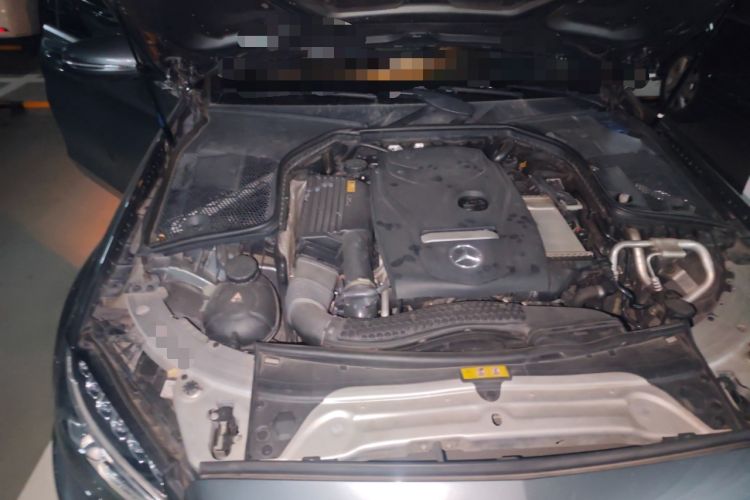 Used Mercedes-Benz C-Class 2015 C 200 station wagon Engine Bay Right