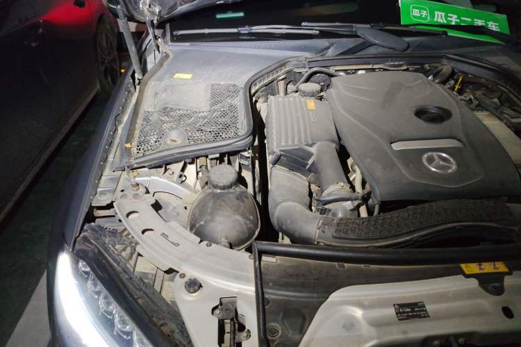 Used Mercedes-Benz C-Class 2015 Revised C 200 L Sport Edition Engine Bay Right