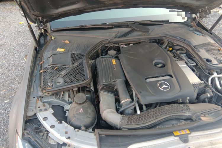 Used Mercedes-Benz C-Class 2015 C 200 station wagon Engine Bay Right