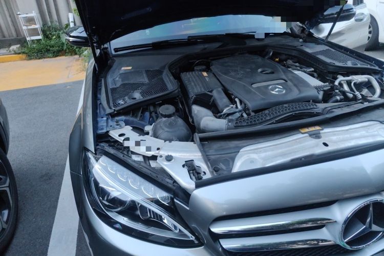 Used Mercedes-Benz C-Class 2015 C 200 station wagon Engine Bay Right