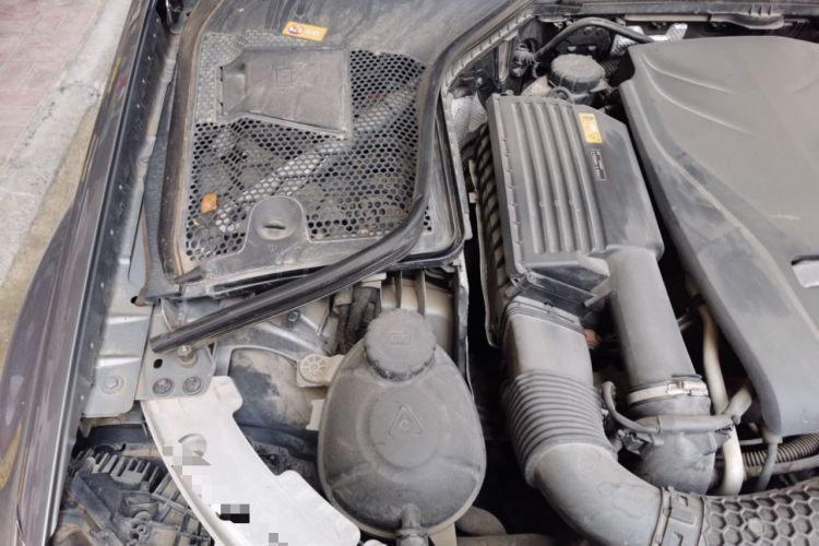 Used Mercedes-Benz C-Class 2015 Revised C 200 L Sport Edition Engine Bay Right