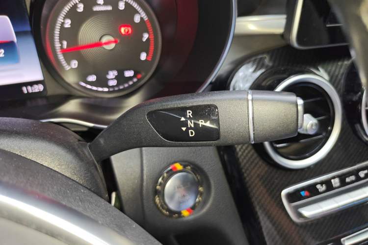 Used Mercedes-Benz C-Class 2015 C 200 Sport Edition Gear Lever