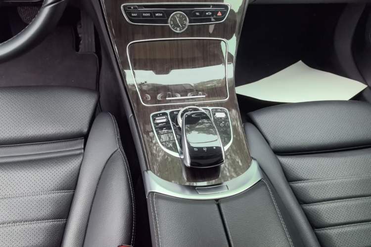 Used Mercedes-Benz C-Class 2015 Facelift C 200 L Gear Lever