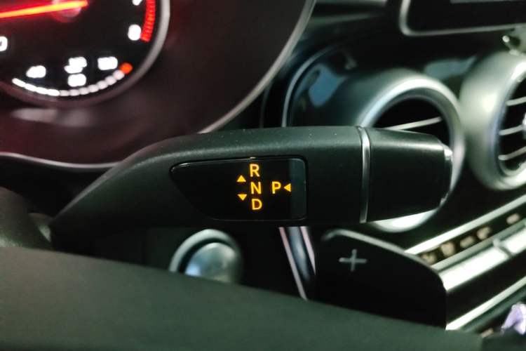 Used Mercedes-Benz C-Class 2015 C 200 L Gear Lever