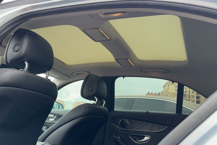 Used Mercedes-Benz C-Class 2015 C 300 L Sport Edition Headliner