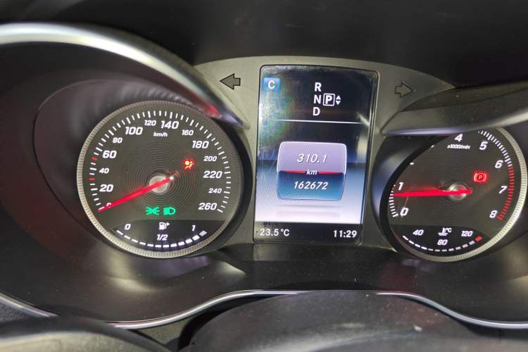 Used Mercedes-Benz C-Class 2015 C 200 Sport Edition Instrument Cluster