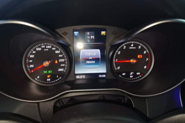 Used Mercedes-Benz C-Class 2015 Revised C 200 L Sport Edition Instrument Cluster