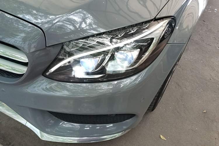 Used Mercedes-Benz C-Class 2015 C 300 L Sport Edition Left Front Headlight