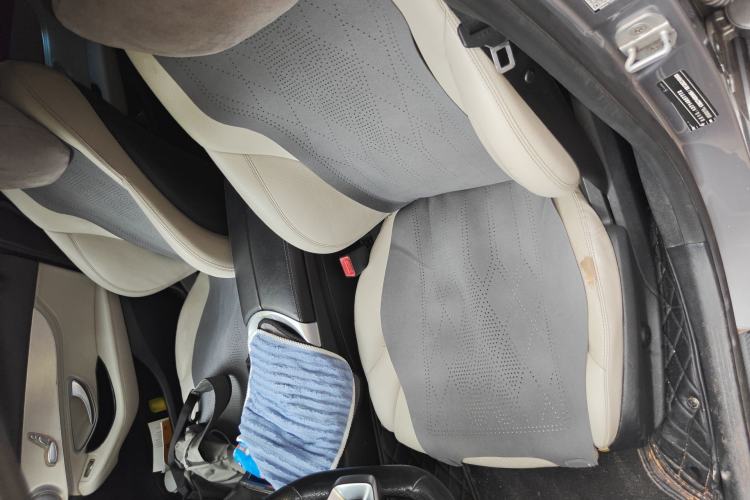 Used Mercedes-Benz C-Class 2015 C 200 Sport Edition Left Front Seat