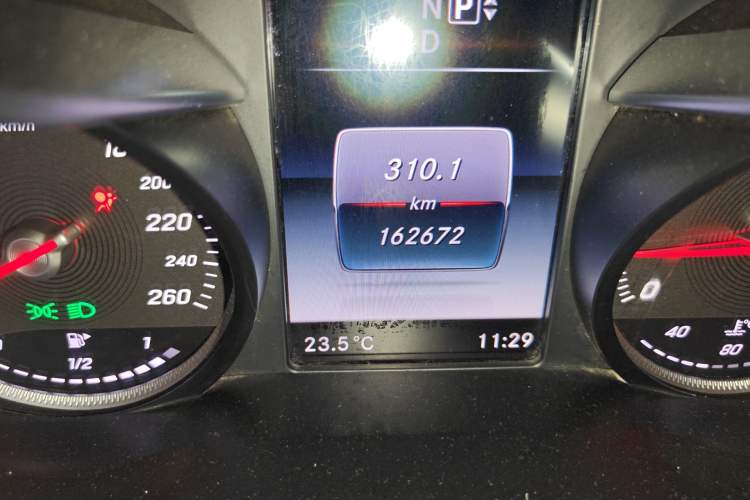 Used Mercedes-Benz C-Class 2015 C 200 Sport Edition Odometer Close Up