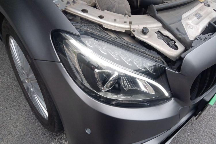 Used Mercedes-Benz C-Class 2015 C 200 L Sport Edition Right Front Headlight