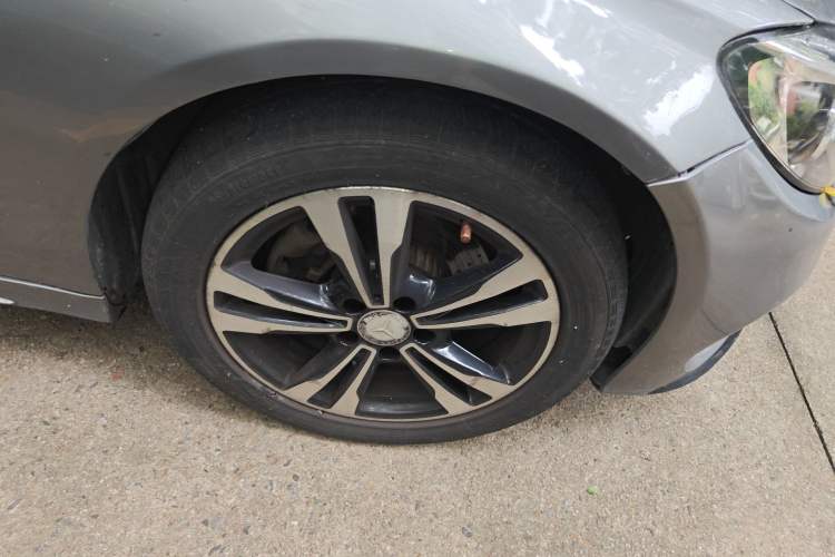 Used Mercedes-Benz C-Class 2015 C 200 Sport Edition Right Front Wheel Hub