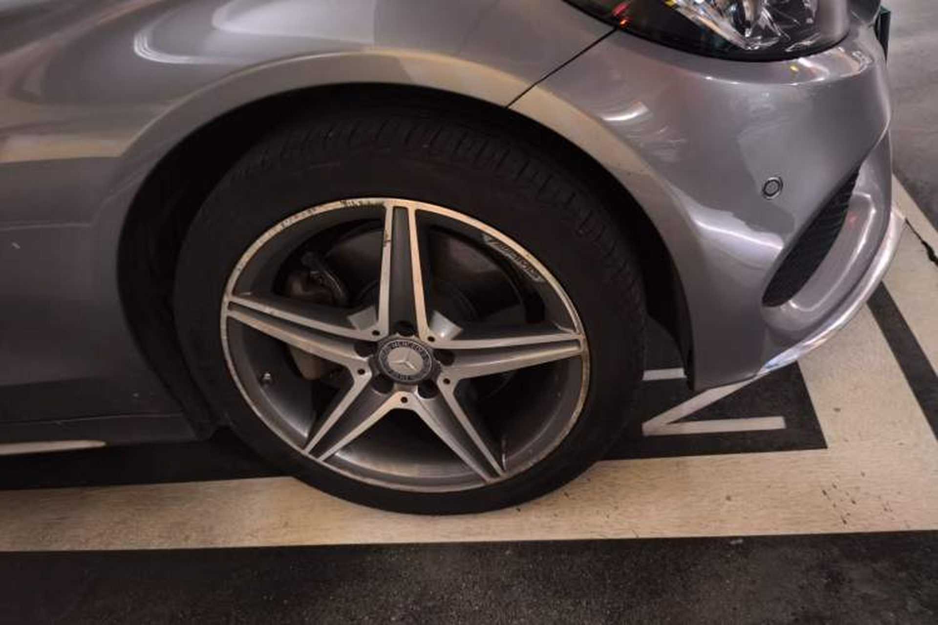 Used Mercedes-Benz C-Class 2015 C 260 L Sport Edition Right Front Wheel Hub