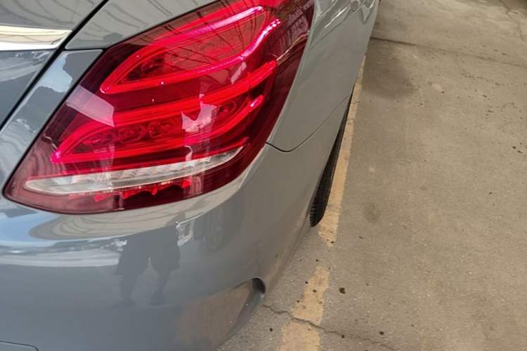 Used Mercedes-Benz C-Class 2015 C 300 L Sport Edition Right Rear Taillight