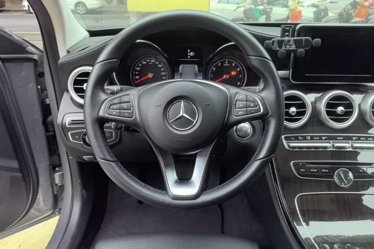 Used Mercedes-Benz C-Class 2015 Facelift C 200 L Steering Wheel