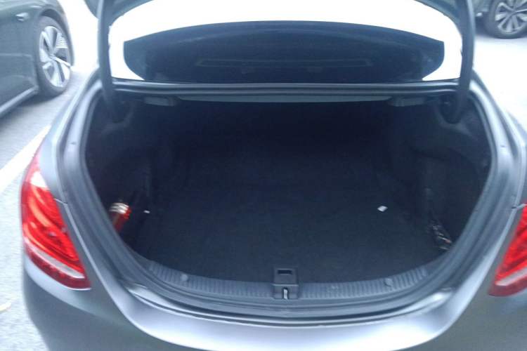 Used Mercedes-Benz C-Class 2015 C 200 L Sport Edition Trunk