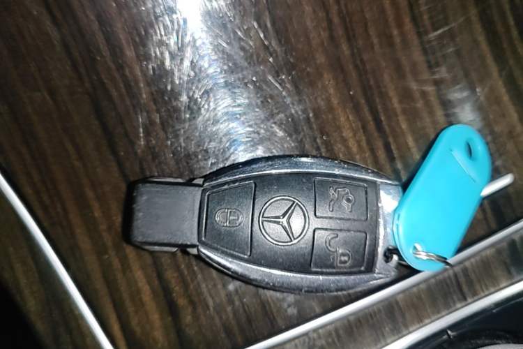 Used Mercedes-Benz C-Class 2015 C 200 L Vehicle Key
