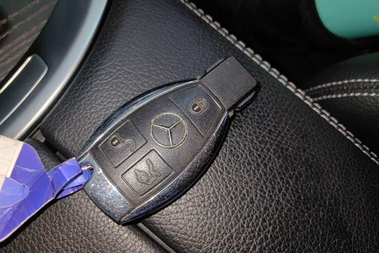 Used Mercedes-Benz C-Class 2015 Restyled C 180 L Sport Edition Vehicle Key